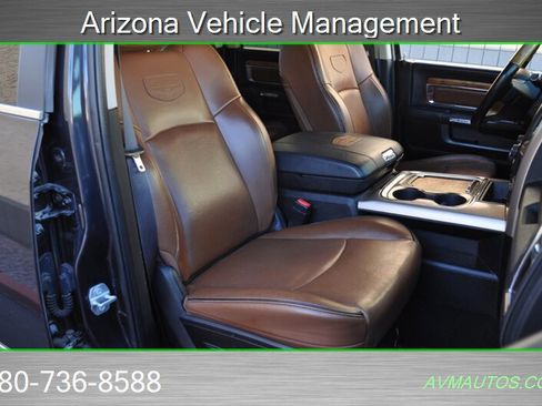 Used 2018 RAM 3500 Laramie Longhorn image 16