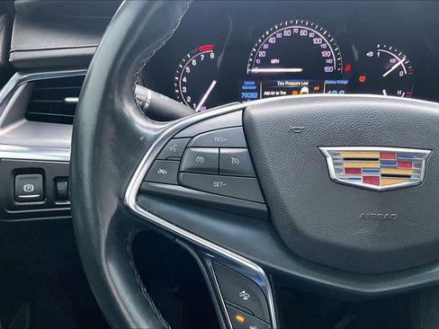 Used 2019 Cadillac XT5 Luxury image 23