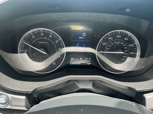 Used 2022 Subaru Impreza 2.0i Limited AWD/4WD image 16