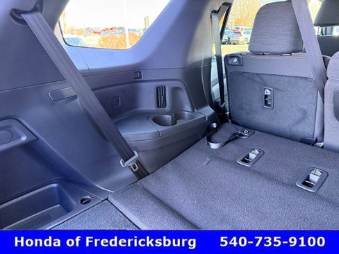 Certified 2025 Honda Pilot Sport image 24