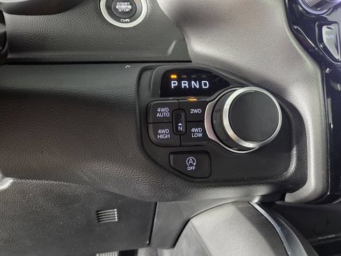 Used 2025 RAM 1500 Big Horn AWD/4WD image 22