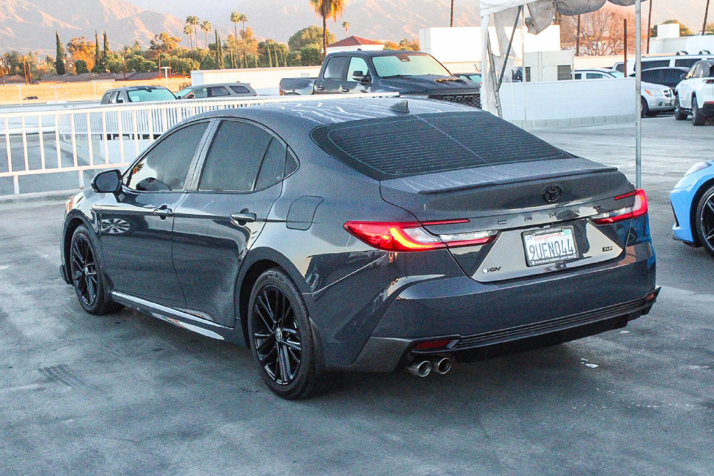 Used 2025 Toyota Camry SE w/ Convenience Package FWD image 7