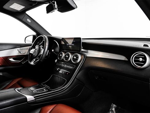 Used 2022 Mercedes-Benz GLC 300 w/ AMG Line image 11