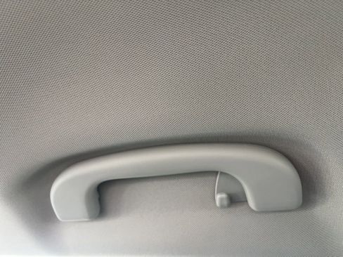 Certified 2024 Subaru Crosstrek 2.5i Limited image 33