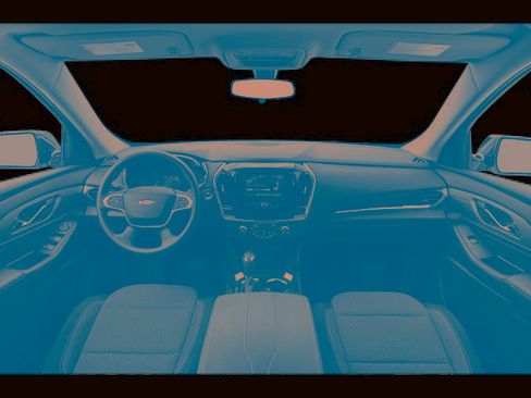Used 2021 Chevrolet Traverse LS FWD image 5