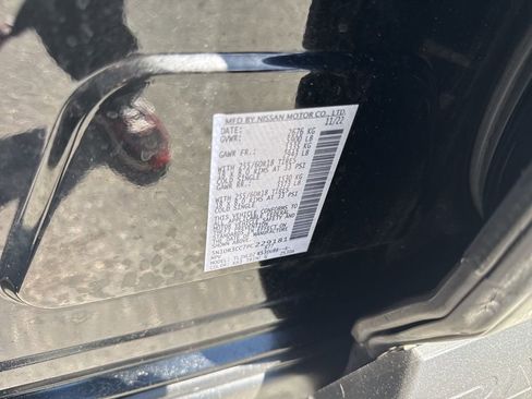 Used 2023 Nissan Pathfinder SL AWD/4WD image 37