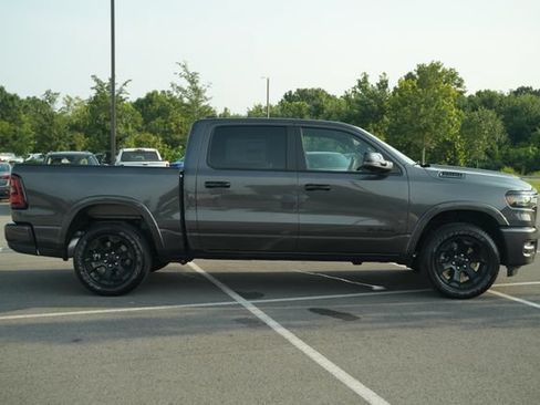 New 2026 RAM 1500 Big Horn AWD/4WD image 8