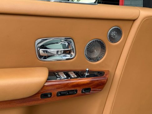 Used 2018 Rolls-Royce Phantom Extended Wheelbase RWD image 23