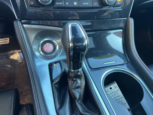 Used 2020 Nissan Maxima SR image 20