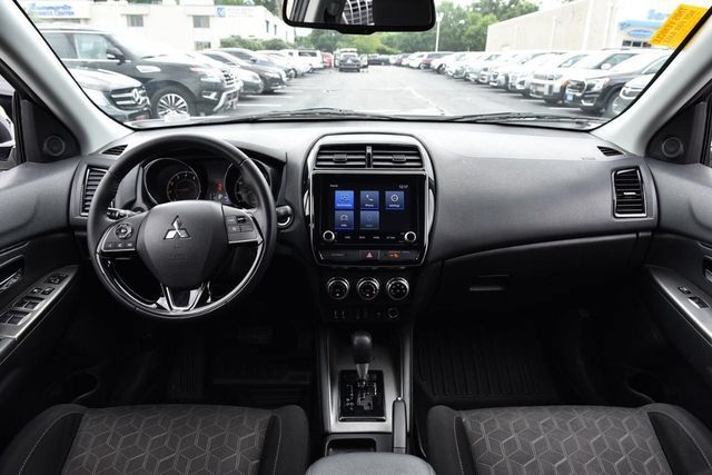 Used 2021 Mitsubishi Outlander Sport SE FWD image 7