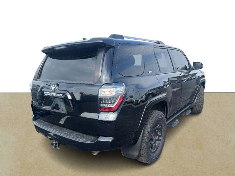 Certified 2022 Toyota 4Runner SR5 Premium w/ Moonroof Package AWD/4WD image 3
