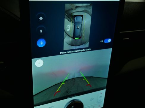 Used 2021 Ford Mustang Mach-E Premium image 33