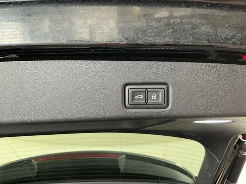 Used 2025 Audi Q5 Premium Plus w/ Premium Plus AWD/4WD image 29
