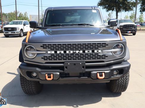 Used 2025 Ford Bronco Badlands AWD/4WD image 9