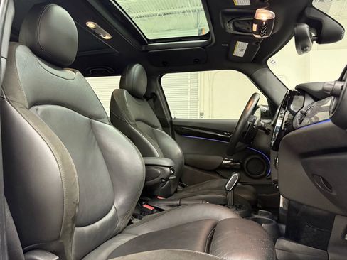 Used 2022 MINI Cooper S image 24
