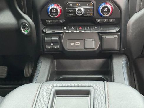 Used 2021 GMC Sierra 1500 AT4 image 14