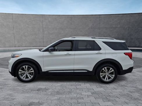 Used 2020 Ford Explorer Platinum w/ Premium Technology Package AWD/4WD image 6
