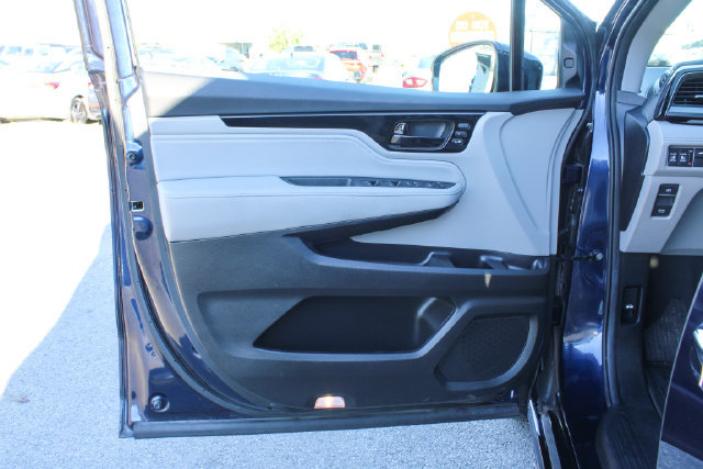 Used 2024 Honda Odyssey Elite image 10