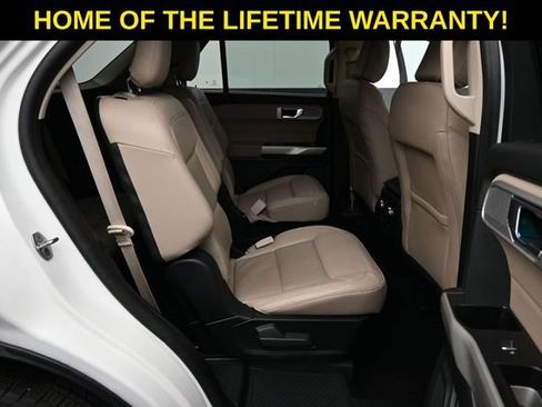 Used 2021 Ford Explorer Limited w/ Equipment Group 301A AWD/4WD image 47