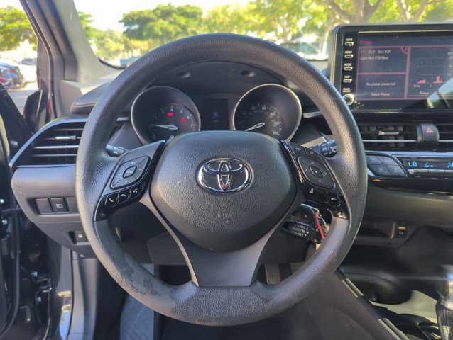 Used 2019 Toyota C-HR LE FWD image 12