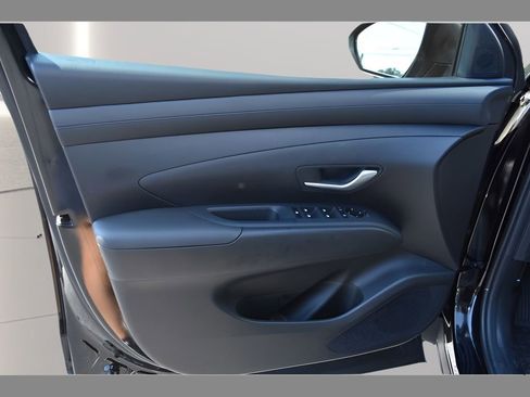 New 2026 Hyundai Santa Cruz SE FWD image 16