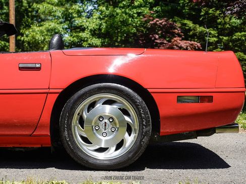 Used 1994 Chevrolet Corvette Convertible RWD image 5