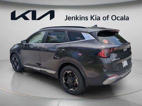 New 2026 Kia Sportage EX w/ EX Panorama Roof Package image 5