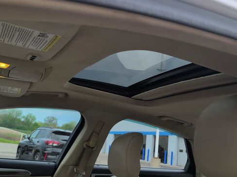 Used 2014 Ford Fusion SE w/ Equipment Group 202A FWD image 28