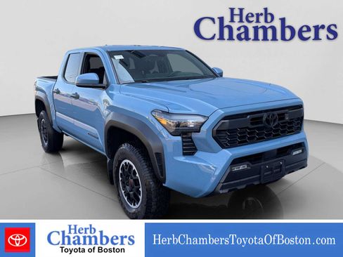Used 2026 Toyota Tacoma TRD Off-Road AWD/4WD image 1