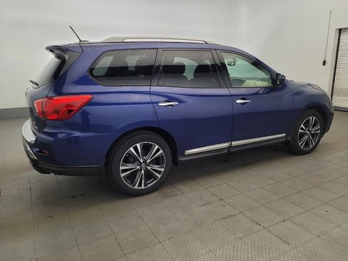 Used 2017 Nissan Pathfinder Platinum AWD/4WD image 10