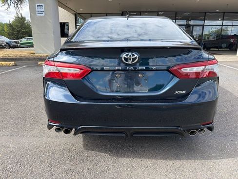 Used 2018 Toyota Camry XSE FWD image 4