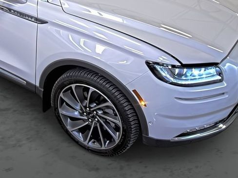 Used 2022 Lincoln Nautilus Reserve w/ Equipment Group 202A AWD/4WD image 15