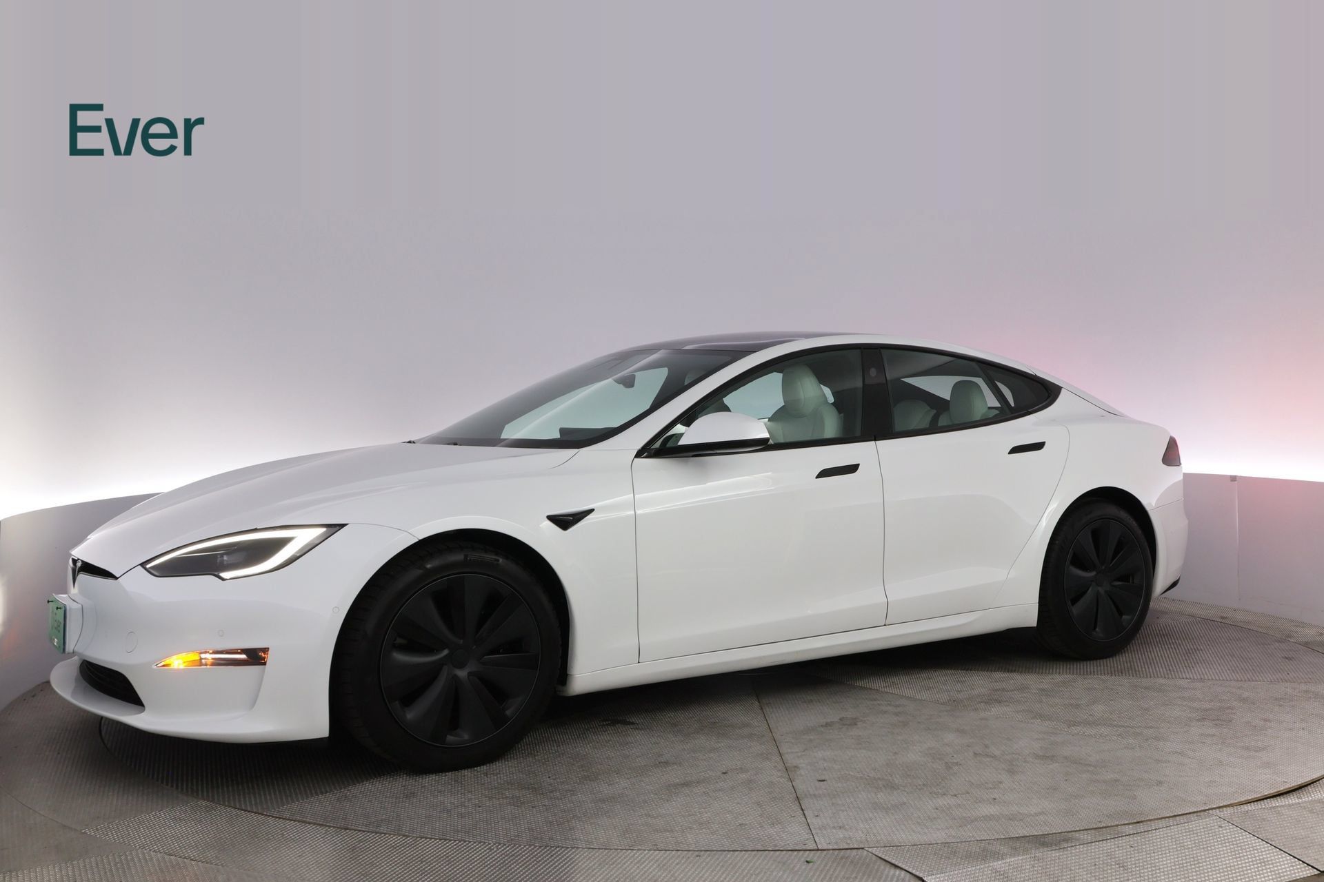 Used 2022 Tesla Model S AWD/4WD image 18