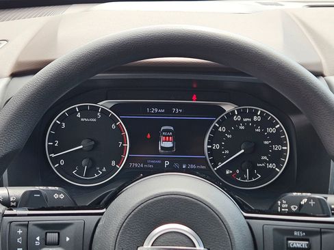 Used 2023 Nissan Rogue SV FWD image 16