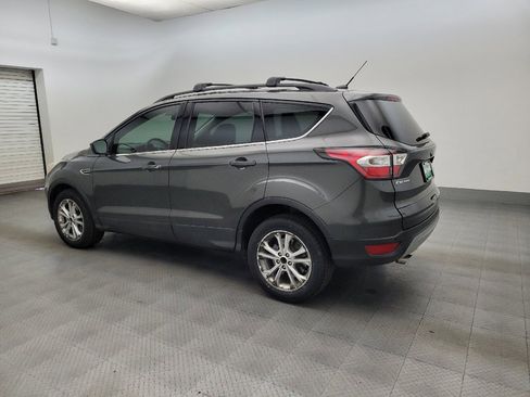 Used 2017 Ford Escape SE w/ SE Leather Comfort Package FWD image 3