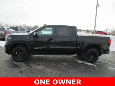 Used 2022 GMC Sierra 1500 AT4X image 9