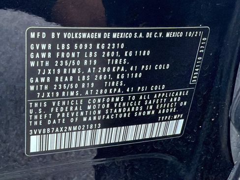 Certified 2022 Volkswagen Tiguan SE R-Line AWD/4WD image 24