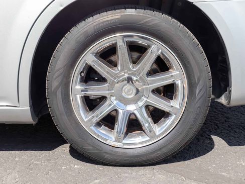 Used 2005 Chrysler 300 C w/ Navigation & Sound Group II RWD image 34