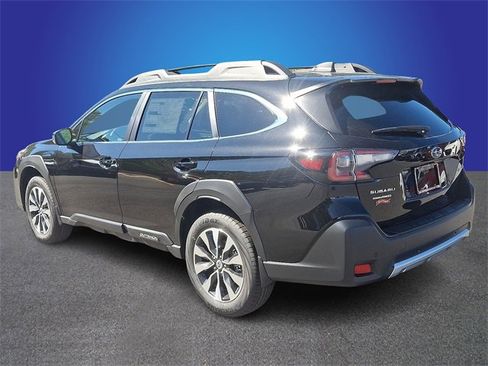 New 2025 Subaru Outback Limited image 4