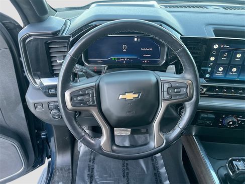 Used 2022 Chevrolet Silverado 1500 High Country w/ High Country Premium Package image 11