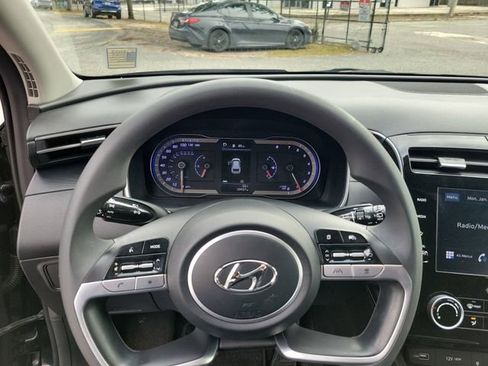 Used 2023 Hyundai Tucson SEL image 17