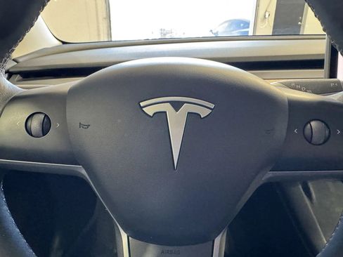 Used 2023 Tesla Model 3 Standard Range image 20