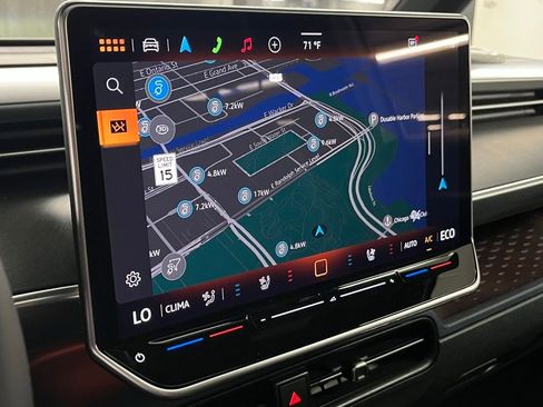 New 2025 Volkswagen ID. Buzz Pro S Plus image 30