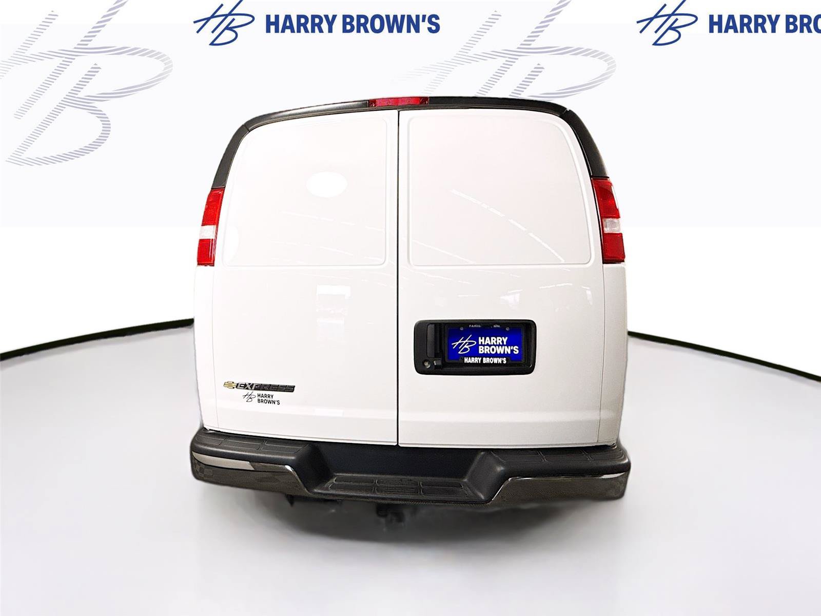 New 2026 Chevrolet Express 2500 w/ Driver Convenience Package RWD image 25