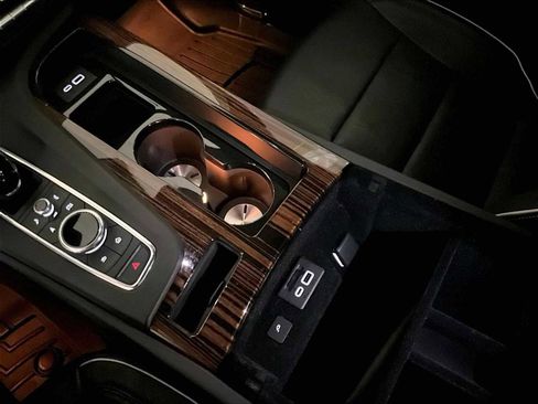 Used 2021 Cadillac Escalade ESV Premium Luxury w/ Driver Assist Tech Package image 35