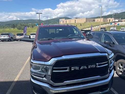Used 2022 RAM 2500 Tradesman AWD/4WD image 2