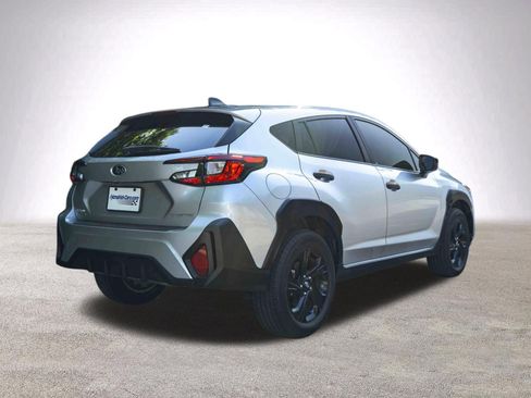 Used 2024 Subaru Crosstrek 2.0i AWD/4WD image 9