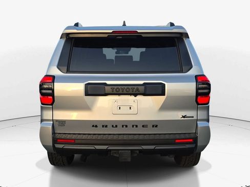Used 2025 Toyota 4Runner SR5 AWD/4WD image 5