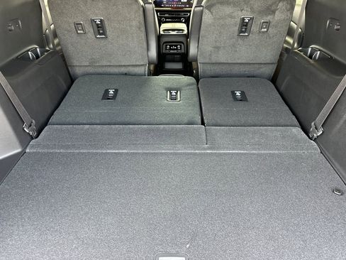 New 2026 Chevrolet Traverse RS image 18