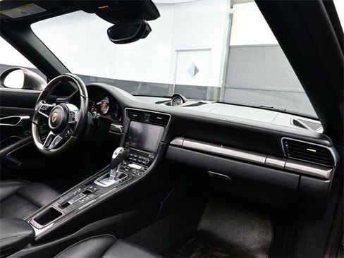 Used 2017 Porsche 911 Targa 4S image 14